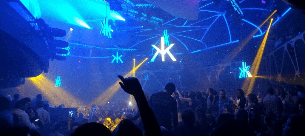 How To Get Into Las Vegas Nightclubs For Free